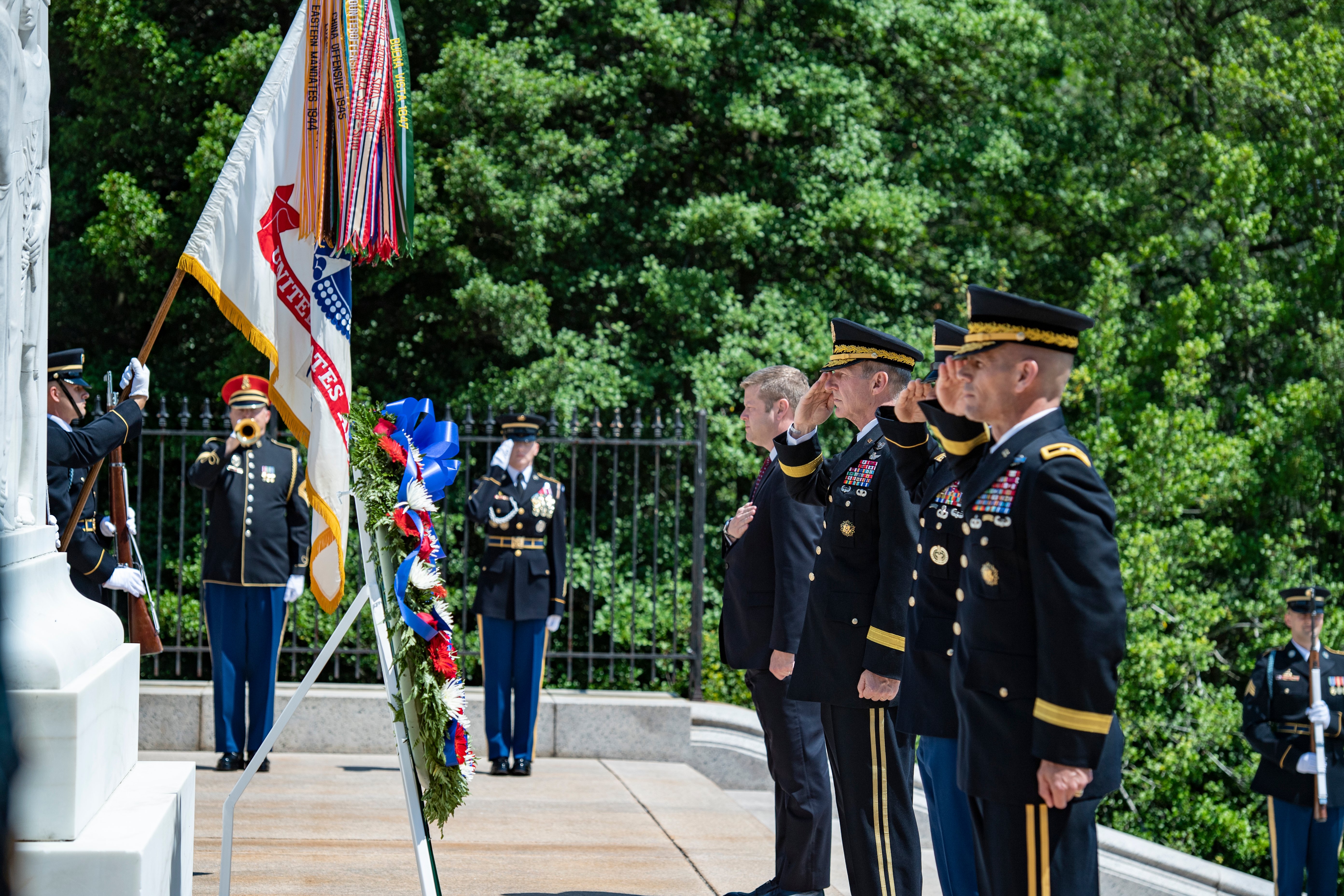 wreath laying ceremony arlington national cemetery va virginia 